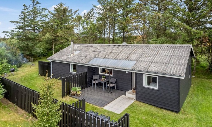 Snedsted House | "Jukka" - 2km from the sea by Interhome