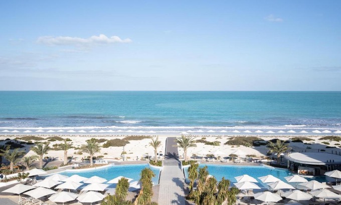 Abu Dhabi Resort | Jumeirah Saadiyat Island Abu Dhabi