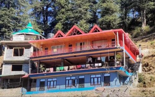 Junga House | Junga Retreat and Tree House by StayApart