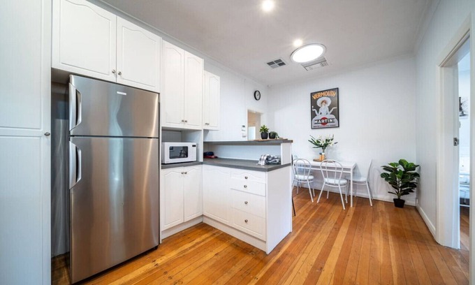 Torrensville House | Jupiter - 3BR WiFi BBQ