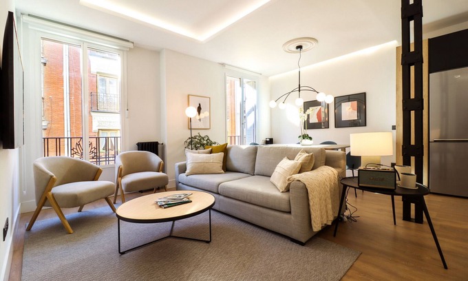 Justicia Apartment | Justicia Royal by Madflats Collection