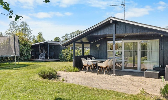 Frørup House | "Justina" - 200m from the sea by Interhome