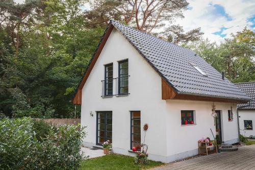 Koelpinsee Apartment | Kölp - Wald und Mee h r