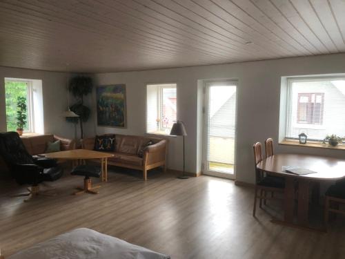 Frederikshavn Municipality Apartment | Købmandsgården 4
