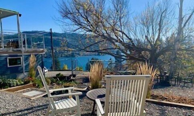 Okanagan-Similkameen House | Kaleden Lakebreeze Vista
