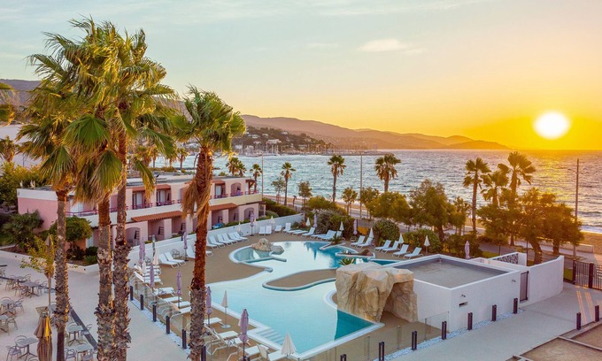 Le Lavandou Hotel | Kaliopé Hotel & Résidence by Oustal del Mar