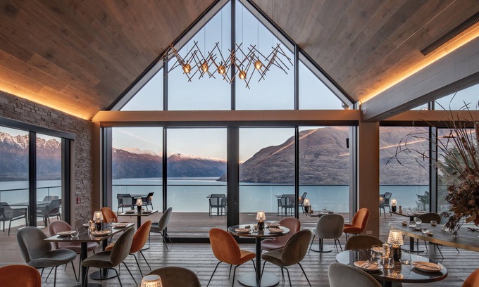 Fernhill Hotel | Kamana Lakehouse