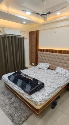 Varanasi Apartment | Kanha villa, Best home stay