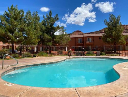 Kanab House | Kasa Kanab Modern Townhome Pet Friendly