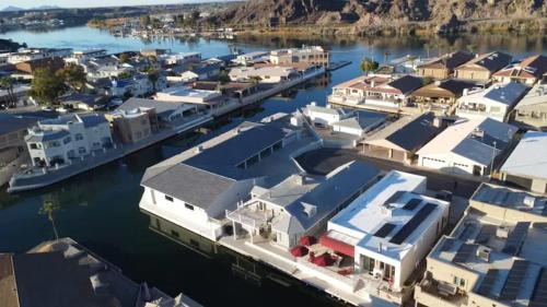Moovalya Keys House | Kastle on the Keys, private dock