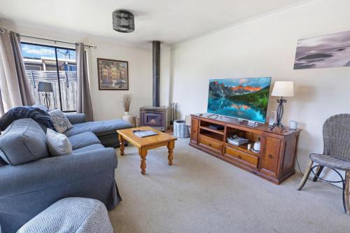 Paynesville House | Katisha Cottage