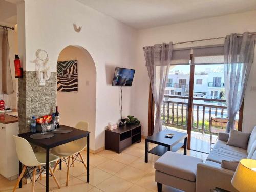 Paphos Apartment | Kato Paphos Apt 400m To The Beach