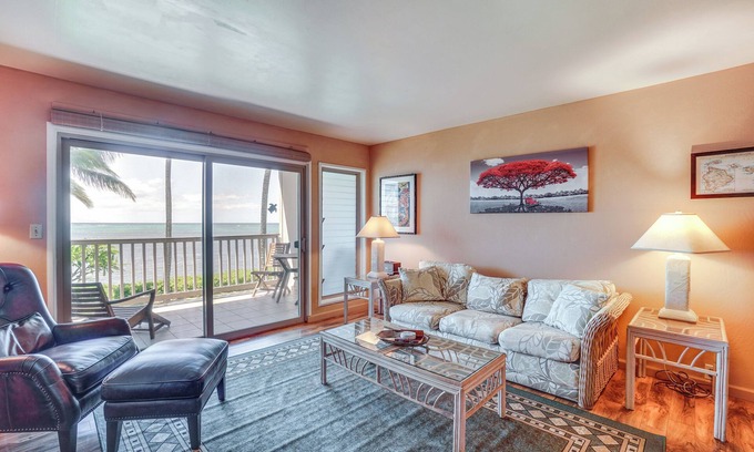 Ualapue Condo | Kaunakakai Condo w/Private Lanai & Ocean Views!