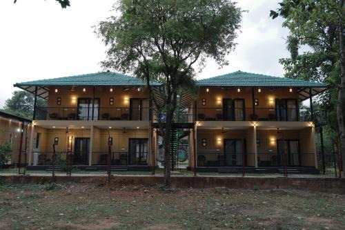 Malampuzha-I Hotel | Kava Eco camp and Caravan park, Manthuruthy,Malampuzha- Anakkal Road, Palakkad Dist