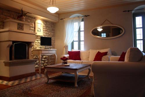 Ano Pedina House | Kedros - Stone house near Vikos canyon