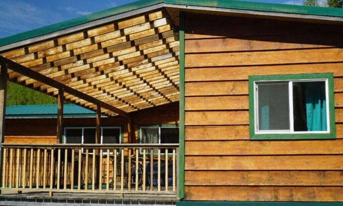 Cooper Landing House | Kenai River Float-n-Fish Drift House