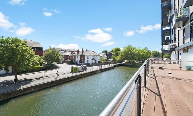 Reading City Centre Apartment | Kennet House Serviced Apartments, Reading Ferndale - Apt A