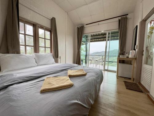 Than To Resort | Khun Khao2