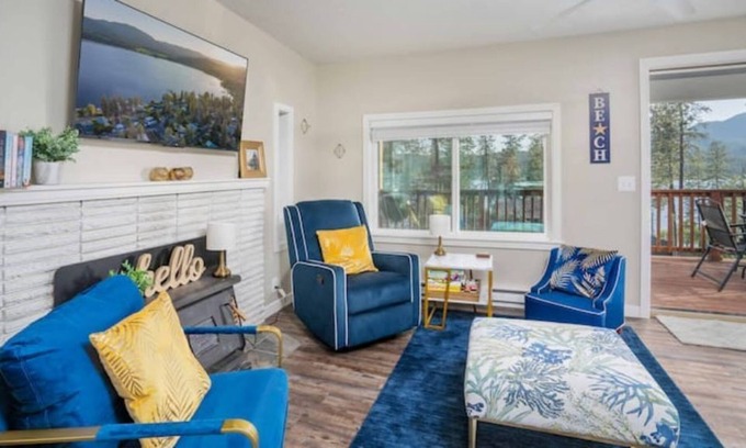 Valley Cabin | Kid-Friendly Waitts Lake Duplex: Lake views, Kayaks, Hot Tub, AC,