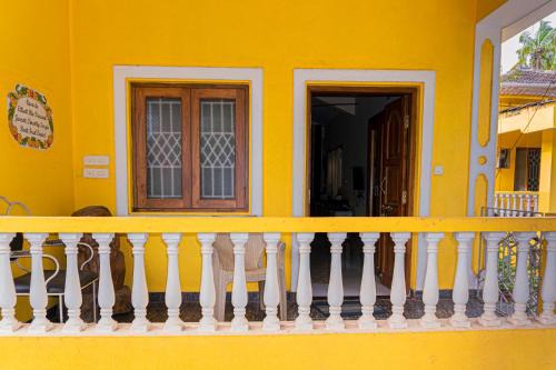 Anjuna Villa | King Studio at Portuguese villa by Goaround Homes