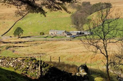 Fourstones Near Bentham House | Kingsdale Head Cottage