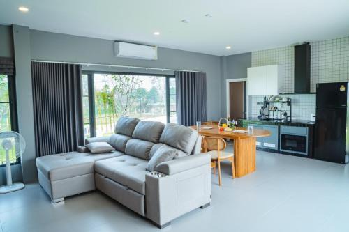 Racha Thewa House | Kirin's House Mae Taeng Chiangmai