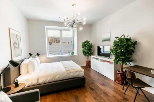 Central Business District Apartment | Kislak 304 Chic Studio in the Heart of Downtown