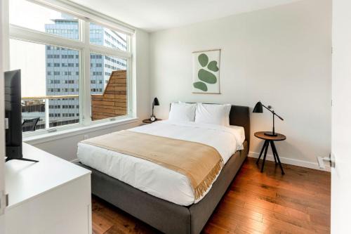 Central Business District Apartment | Kislak 603 1BR Penthouse with Stunning Rooftop Terrace