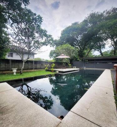 Petaling Jaya Villa | KL PJ Garden Pool Villa Karaoke