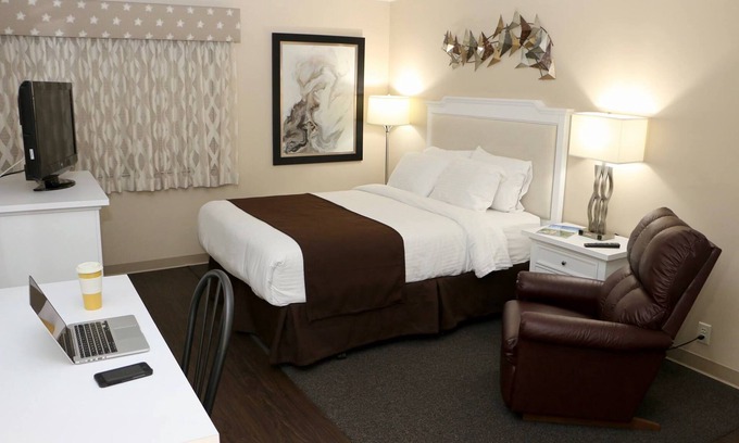 Saint Marys Allen County Hotel | Klopfenstein Inn and Suites