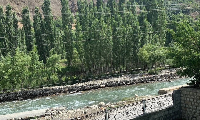 Brun Hotel | Knights Inn Droshp