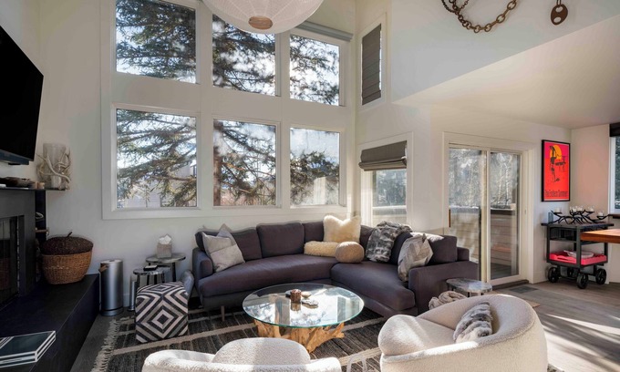 Ketchum Condo | Knob Hill Ridge Townhome 7 - Modern Luxury in Downtown Ketchum