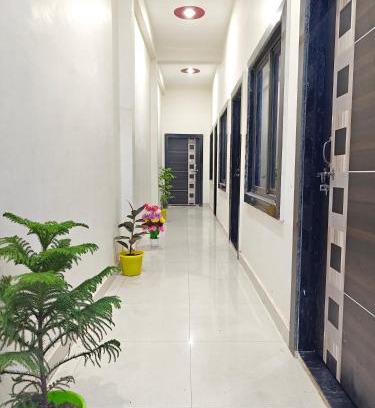 Ayodhya House | Krishna guest House - 600 meter away from ram mandir