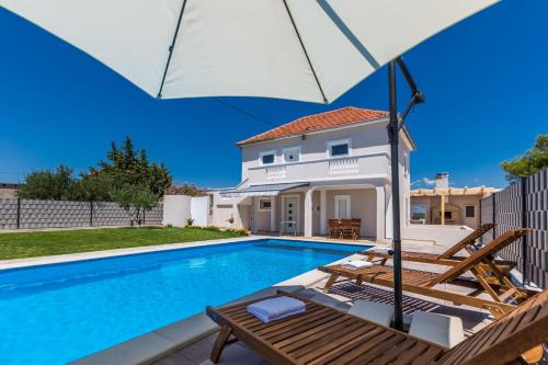 Visocane House | Kristina holiday home with private swimmingpool