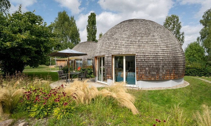 Muritz House | Kugelhaus Südkugel on Lake Tollensesee - Exclusive vacation home for 2-4 guests