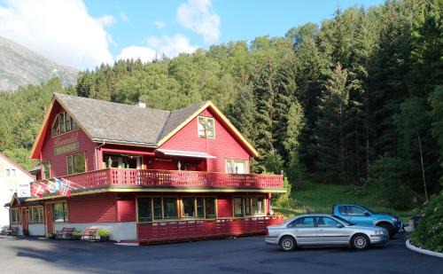 Eidfjord House | Kvamsdal Pensjonat 3