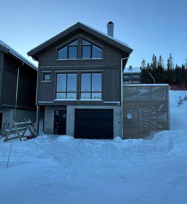 Hundorp House | Kvitfjell Year-round destination-Ski in ski out - World Cup side