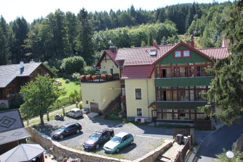 Swieradow-Zdroj House | Kwatery Prywatne-Willa "Nadzieja"