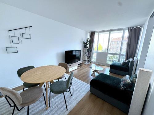 Colombes Apartment | l'écrin de la mairie