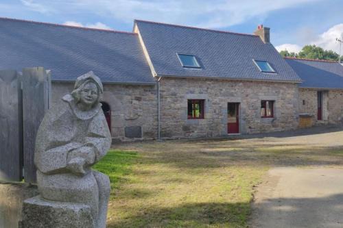 Plouaret House | L'amour Breizh