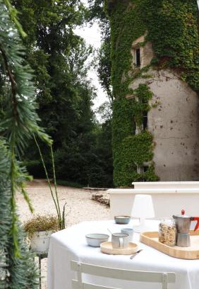 Moloy Apartment | L'APPART enTHÈSE - Appartement pour une ou deux pers - Accessible à Tous - Meuble Tourisme 3 étoiles en BOURGOGNE