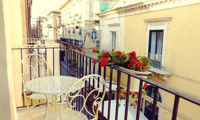 Ragusa House | L'arco delle Commari