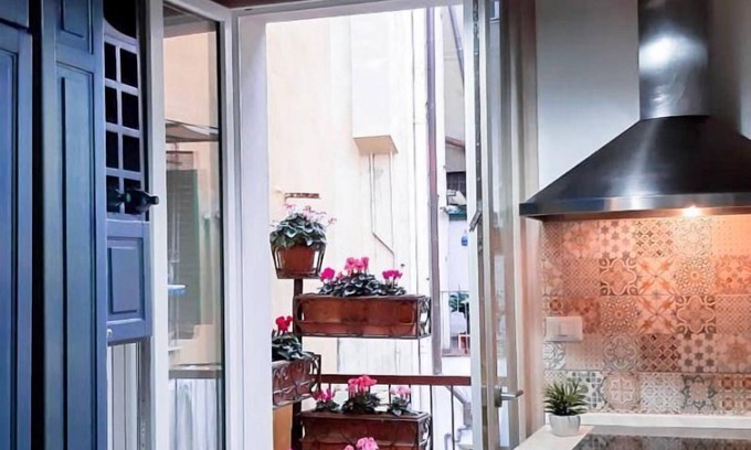Santo Spirito Apartment | "L.G. House" near Ponte Vecchio with a lovely balcony