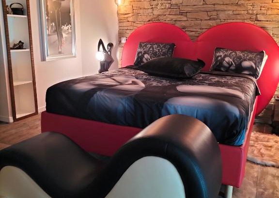 Callac Apartment | L'idyle loft érotique détente