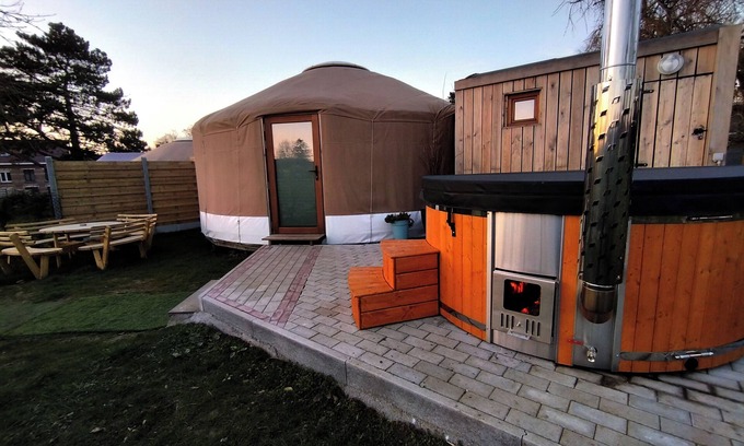 Brugelette Cabin | L'olivier is a magnificent yurt just a 10-minute walk from Pairi Daiza.