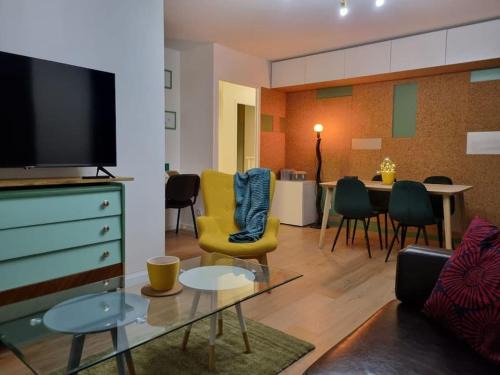 Cronenbourg Est Apartment | L'univers au blanc.