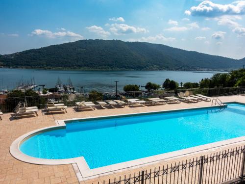 Sarnico Apartment | La Bella Riva