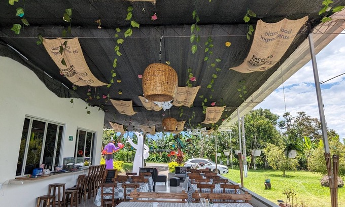 Armenia Bed & Breakfast | La Bella Vista