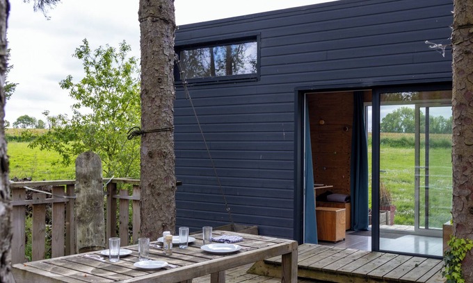 Gommenec'h House | La Cafoutche Tiny - 5 persons with private terrace, shared garden, and Wi-Fi