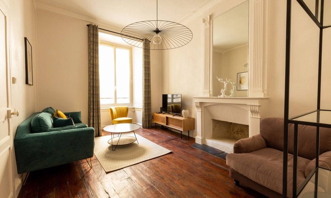 Vannes Apartment | La Canopée Vannetaise - élégant T3 hypercentre de Vannes!